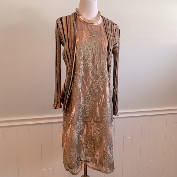 Ostrich feather and sequins vintage glam champagne dress - Picture 11 of 11